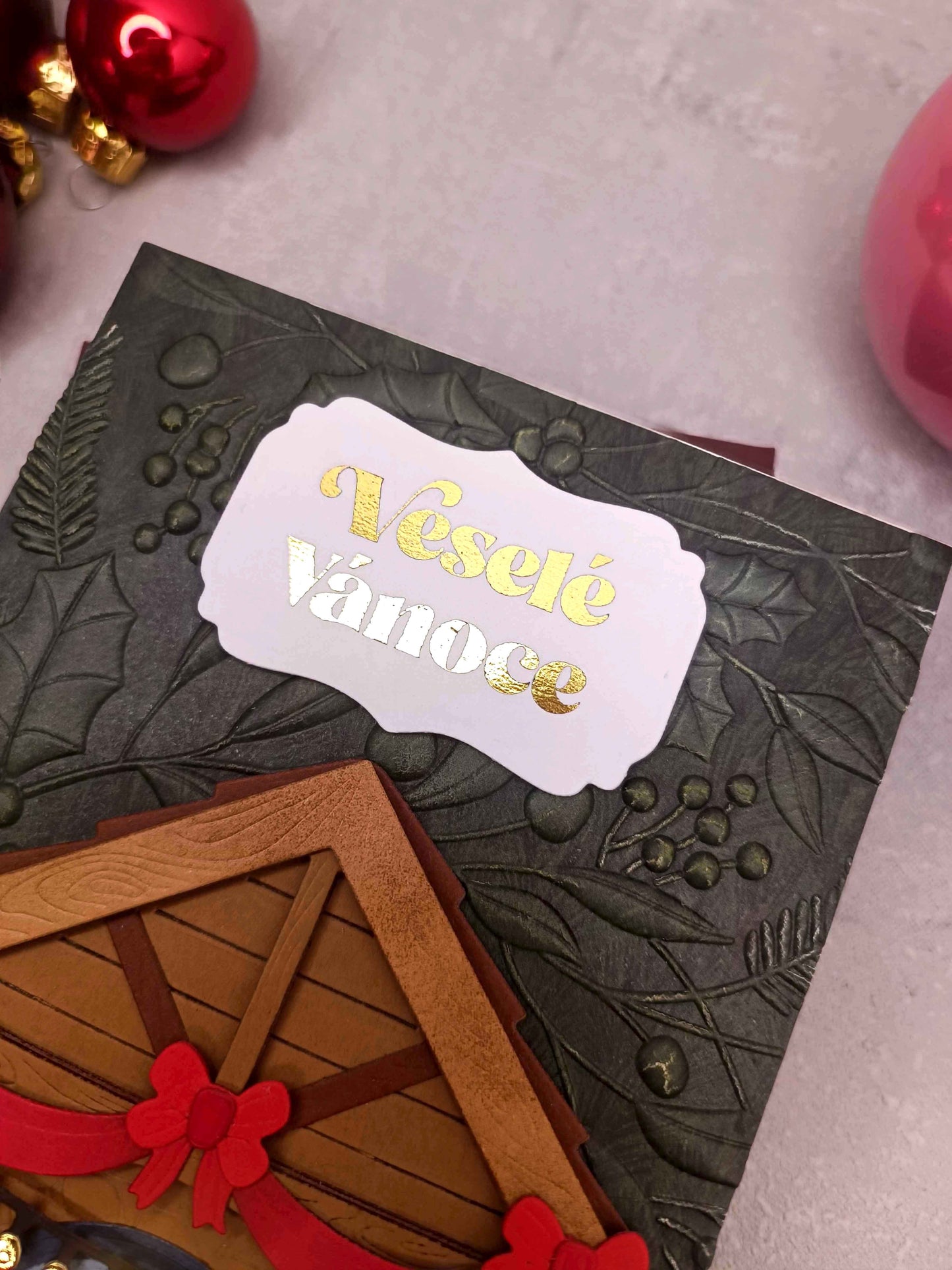 Vánoční přání s chaloupkou a sněhulákem