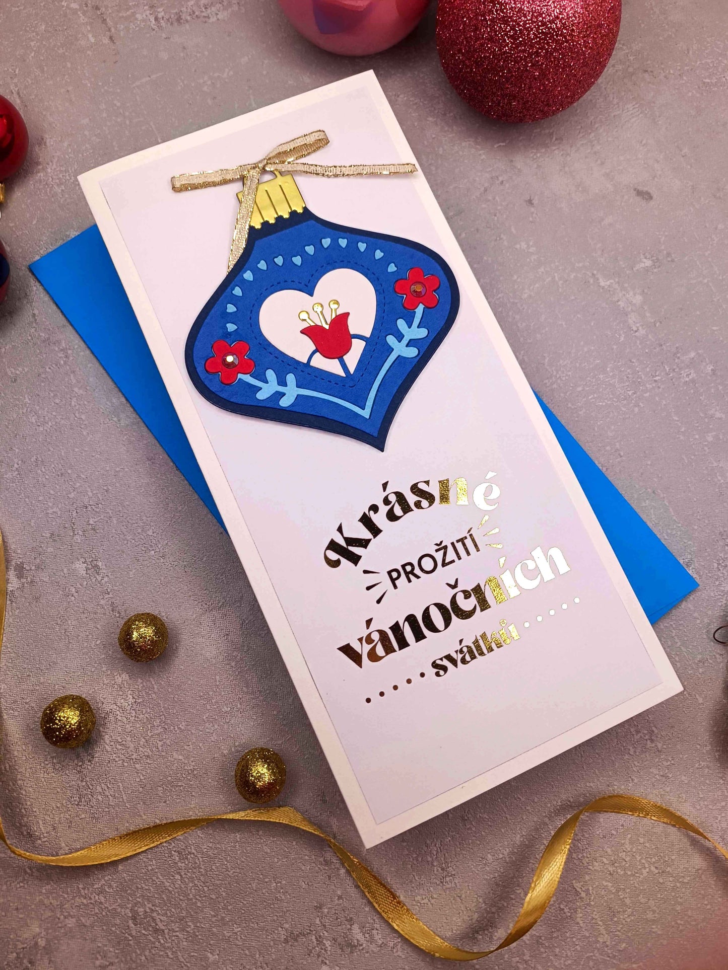 Vánoční přání s vánoční baňkou
