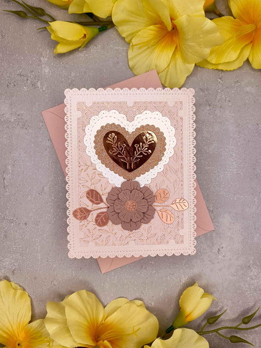 Elegantní starorůžové přání se srdcem