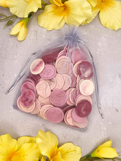 Samolepicí voskové pečetě – Vůně růží | vínovo-růžový mix