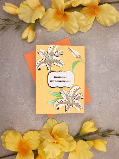 Svatební přání pro novomanžele se zlatými liliemi