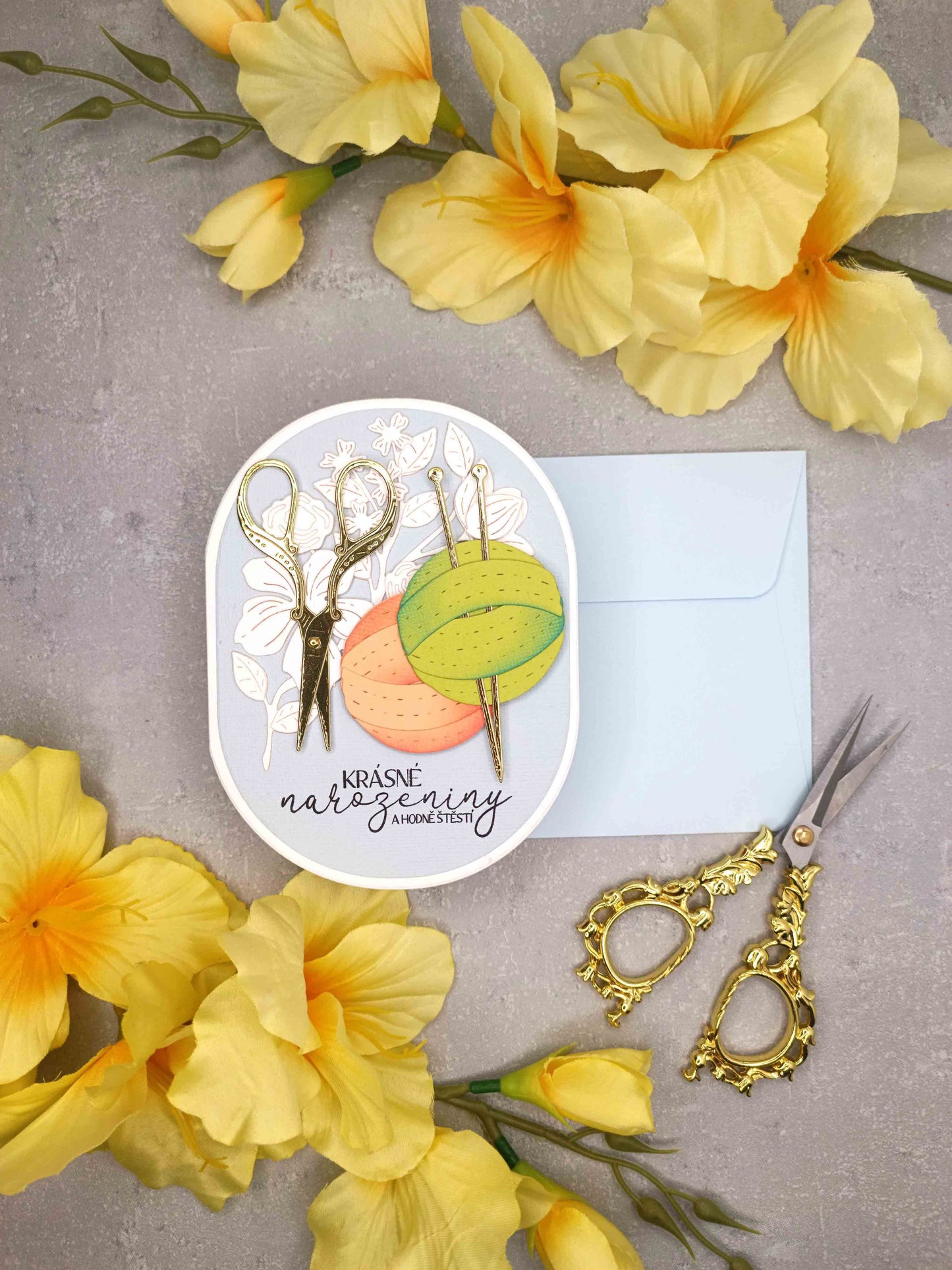 Modré narozeninové přání pro milovnici pletení