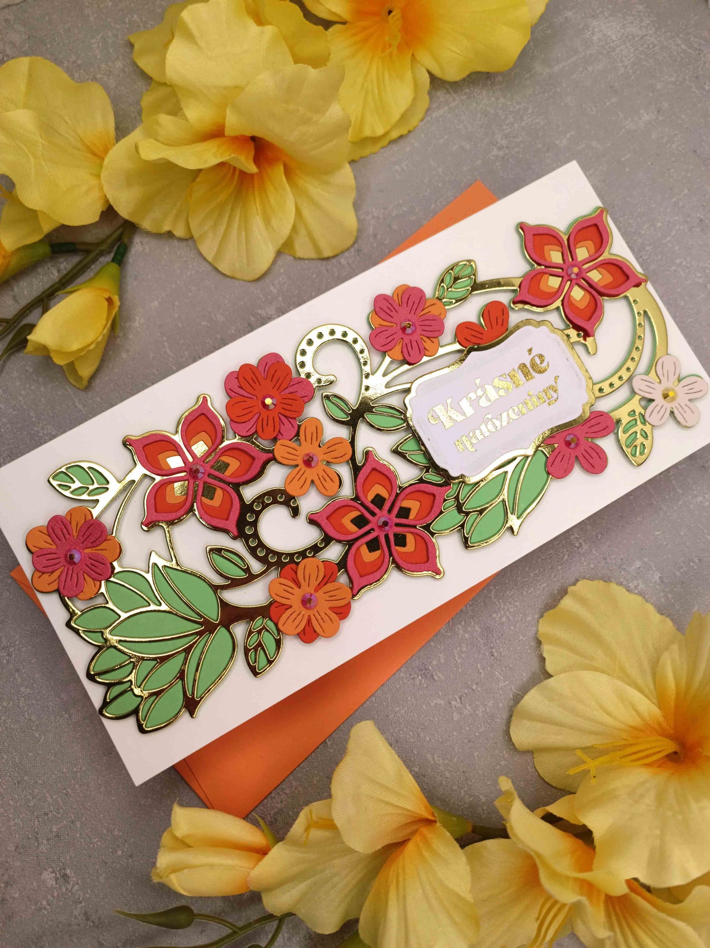 Narozeninové květinové přání v duchu kaleidoskopu