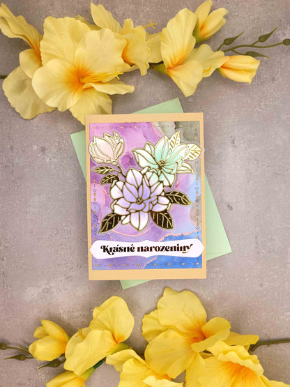 Narozeninové přání s barevnými magnoliemi