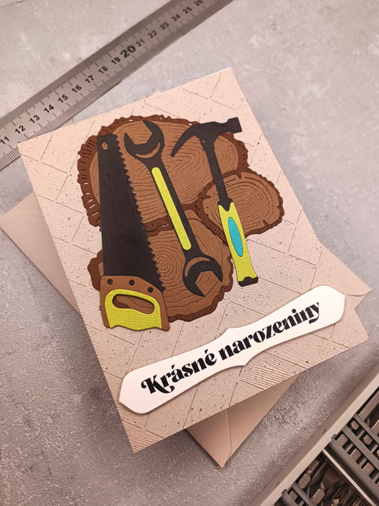 Narozeninové přání pro muže kutila - béžovo-hnědé