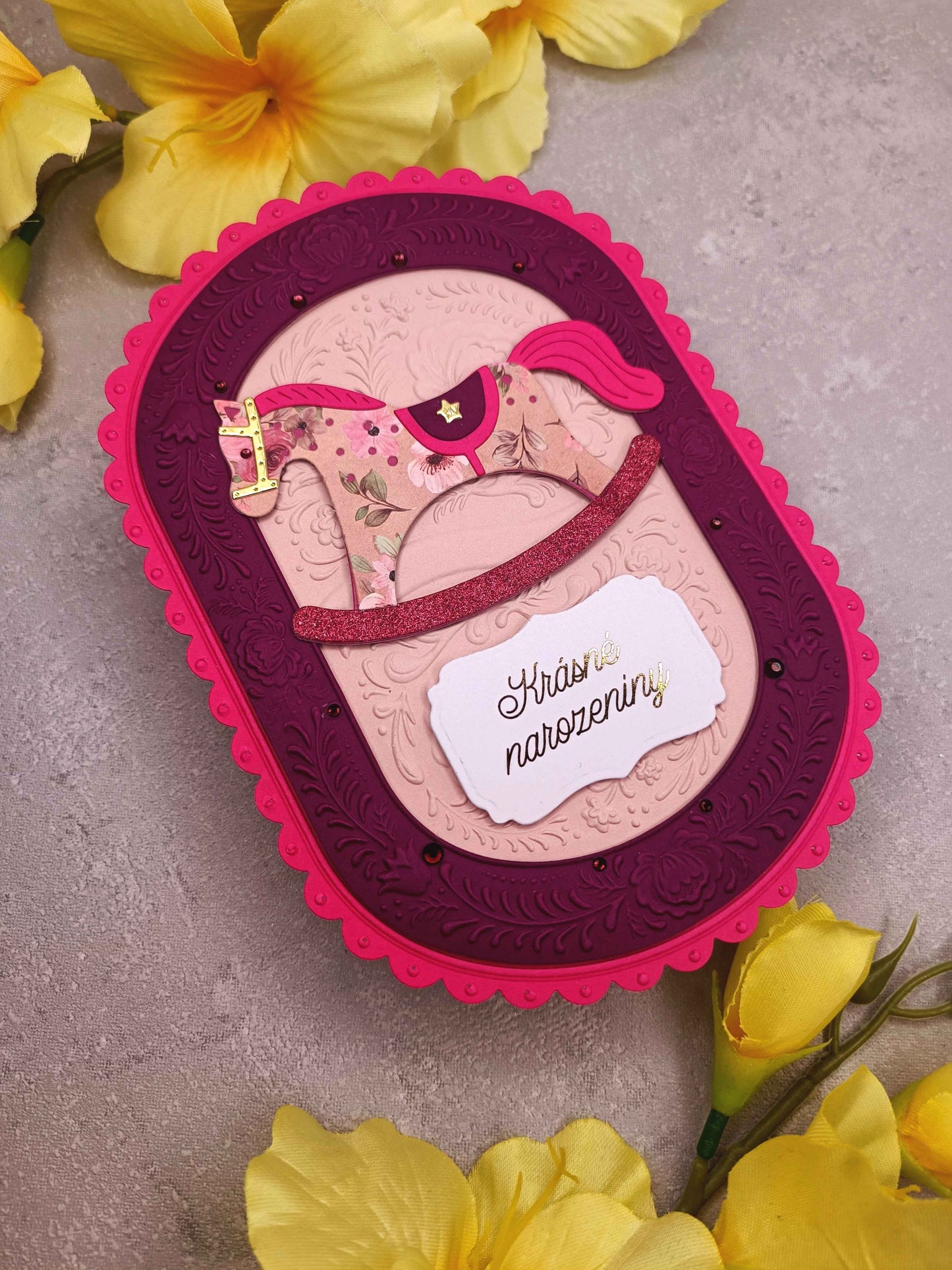 Dětské narozeninové přání s houpacím koníkem