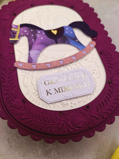 Přání k narození miminka s houpacím koníkem