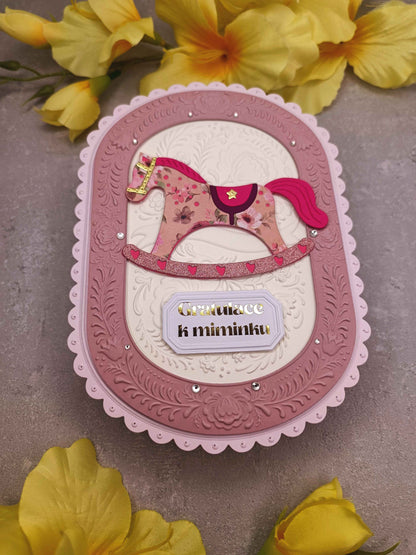 Přání k narození miminka s houpacím koníkem