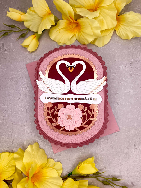 Elegantní svatební přání pro novomanžele s labutěmi