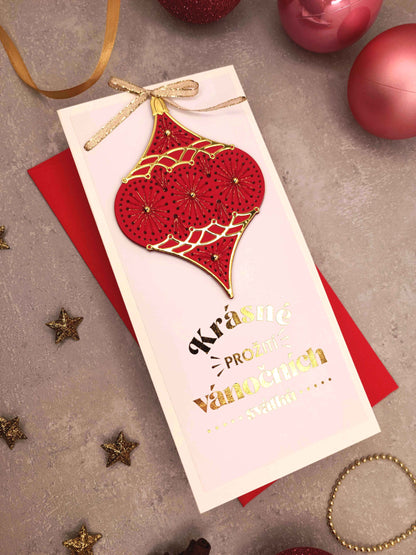 Vánoční přání s vyšívanou baňkou