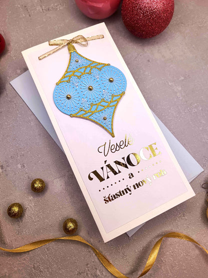 Vánoční přání s vyšívanou baňkou